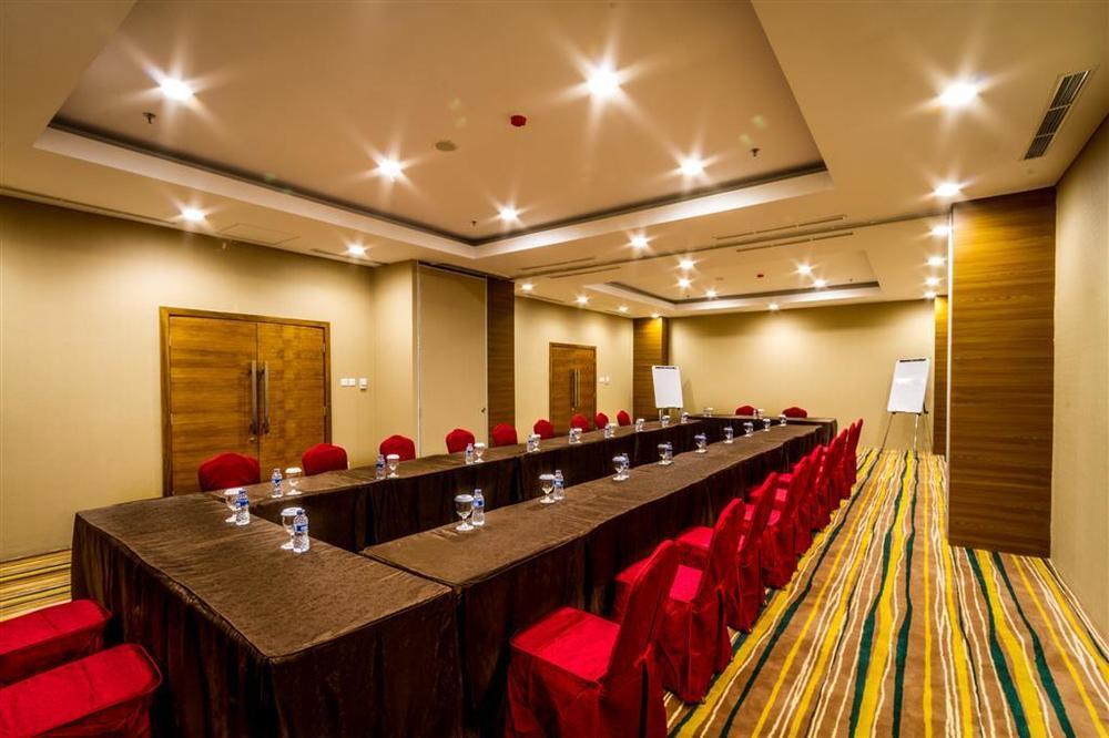 Hariston Hotel & Suites, Pluit - Jakarta Exterior photo
